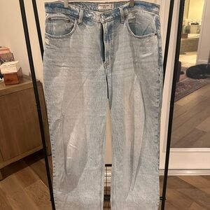 Women’s Loose Fit Light Blue Jeans